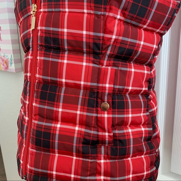 CHARTER CLUB red plaid puffer vest size S with gold zipper and pocket snaps - Picture 6 of 14